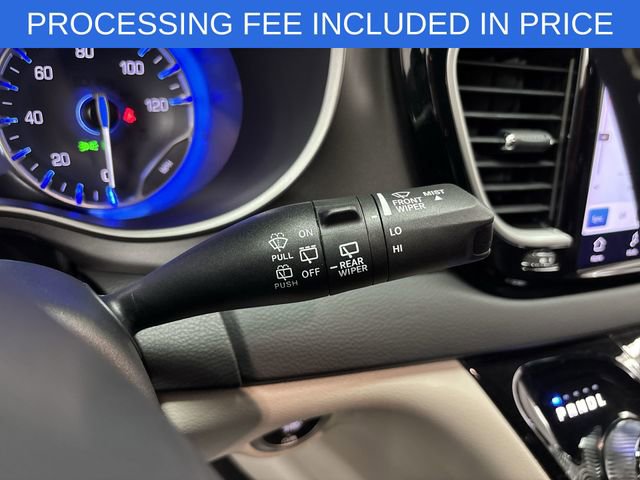 Used 2023 Chrysler Pacifica Touring-L FWD image 20