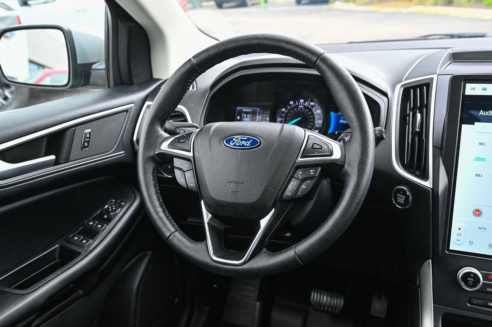 Certified 2022 Ford Edge SEL w/ Convenience Package AWD/4WD image 33