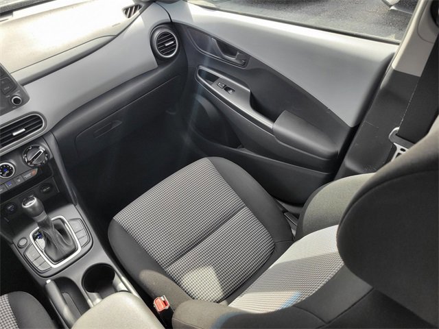 Used 2021 Hyundai Kona SEL image 12