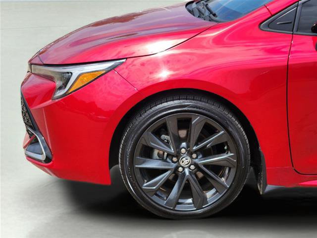 Used 2025 Toyota Corolla XSE FWD image 8