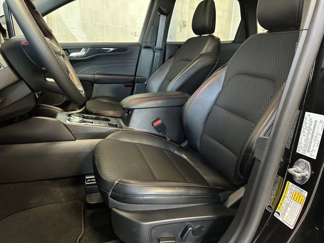 Certified 2025 Ford Escape ST-Line Elite w/ Tech Pack #1 image 4