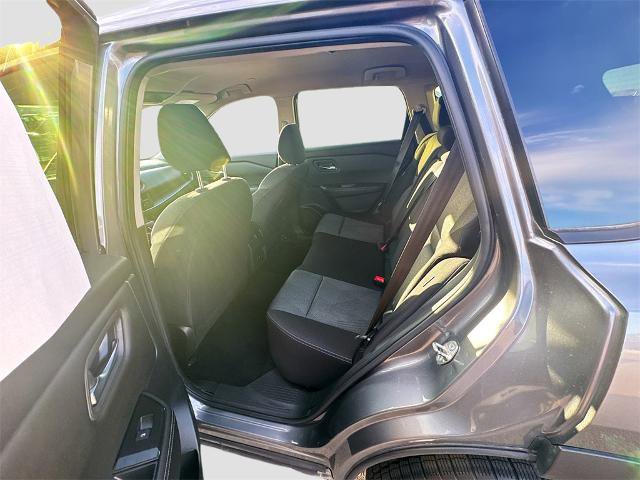 Used 2024 Nissan Rogue SV image 19