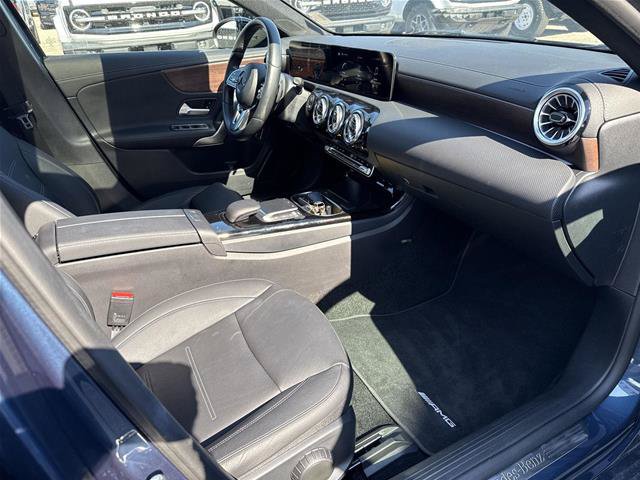 Used 2022 Mercedes-Benz A 220 4MATIC image 19