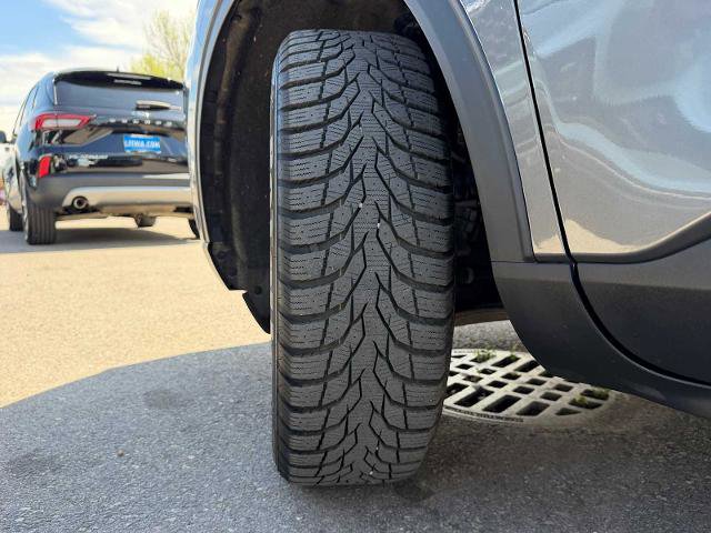 Certified 2025 Ford Escape Platinum AWD/4WD image 28