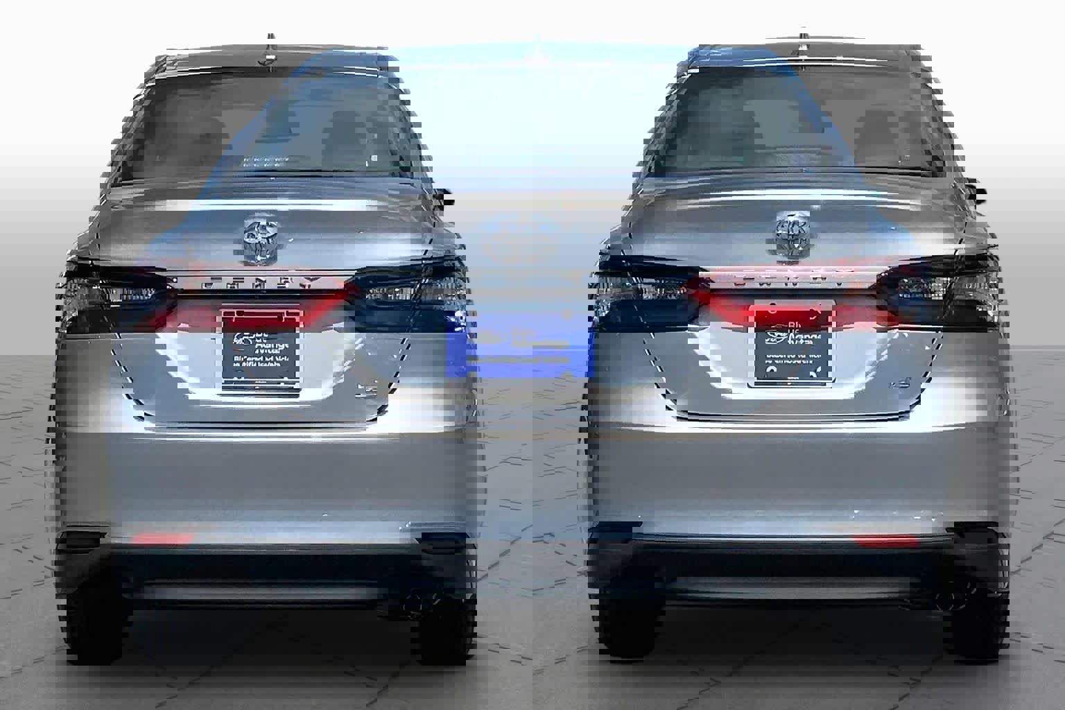 Used 2024 Toyota Camry LE FWD video 2