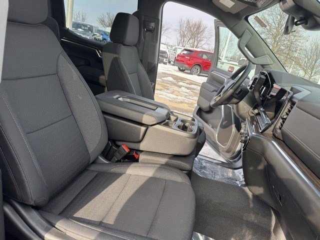 Used 2025 Chevrolet Silverado 1500 LT image 35