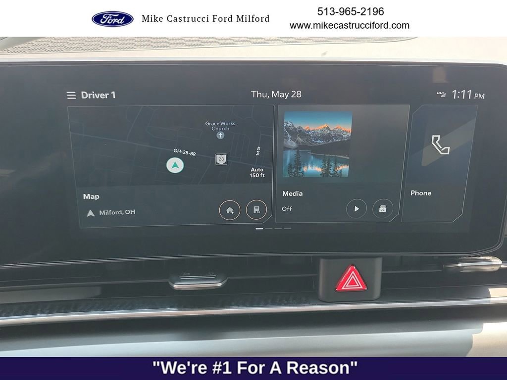 Used 2026 Kia Carnival SX w/ SX Dark Edition Package FWD image 17