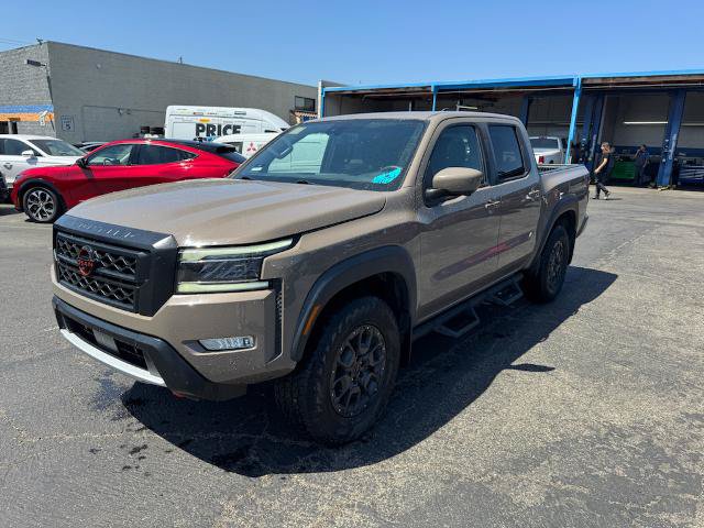 Used 2022 Nissan Frontier PRO-4X w/ Pro-4X Premium Package AWD/4WD image 2