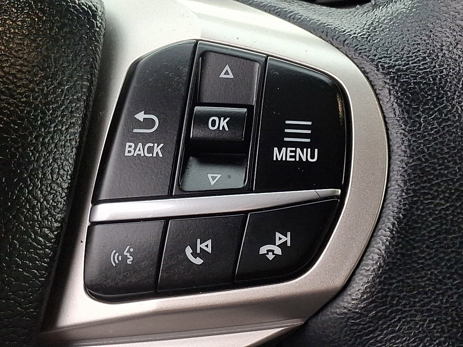 Certified 2023 Ford Explorer XLT w/ Equipment Group 202A image 20