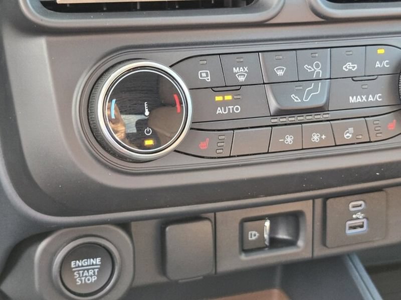 Certified 2023 Ford Maverick Lariat w/ Lariat Luxury Package AWD/4WD image 27