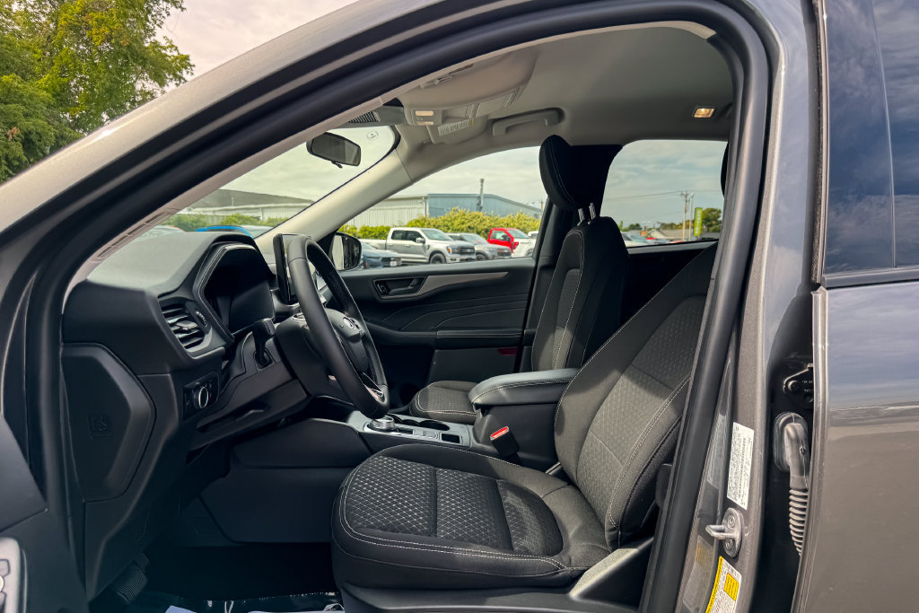 Certified 2023 Ford Escape Active w/ Tech Pack #1 AWD/4WD image 20