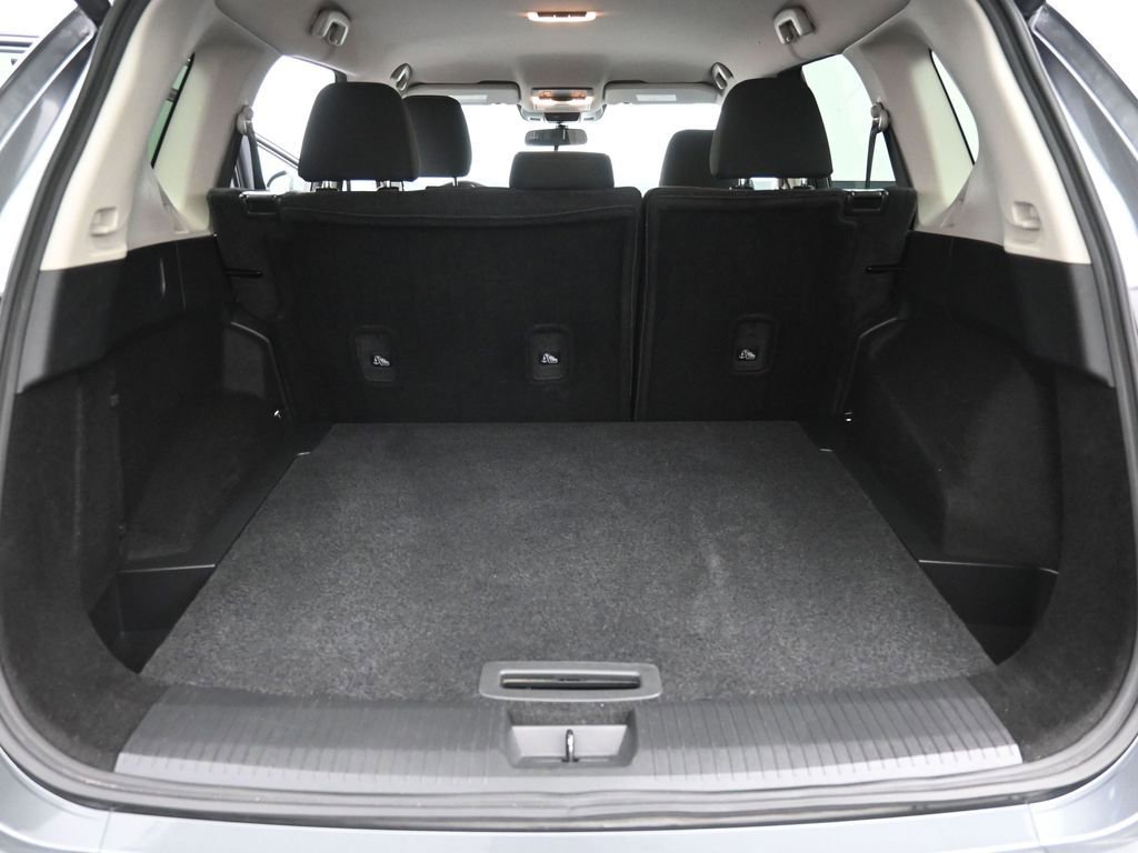 Used 2025 Nissan Rogue SV AWD/4WD image 23