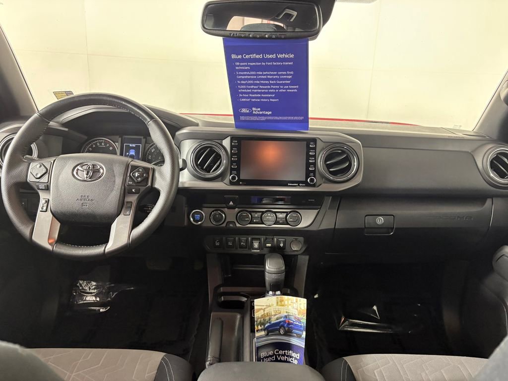 Used 2023 Toyota Tacoma TRD Off-Road w/ Technology Package AWD/4WD image 27