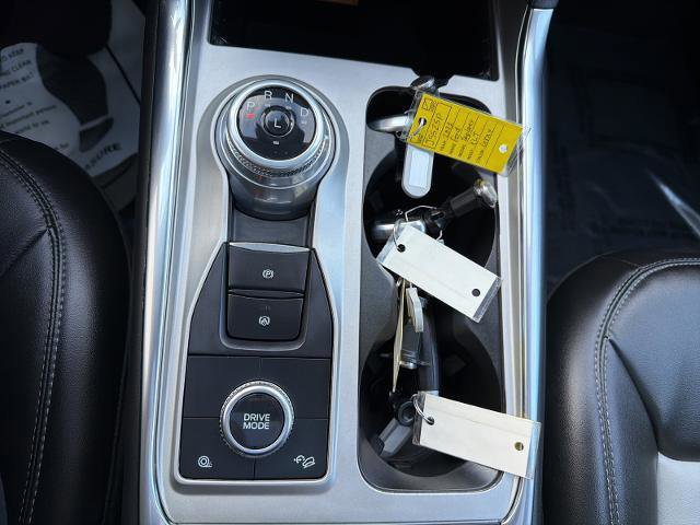 Certified 2022 Ford Explorer XLT w/ Equipment Group 202A image 27