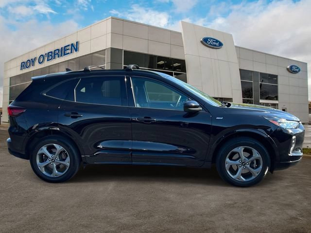 Certified 2024 Ford Escape ST-Line Select w/ Tech Pack #1 AWD/4WD image 6