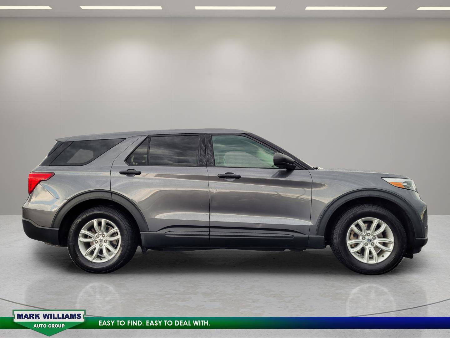 Certified 2021 Ford Explorer 2WD image 2
