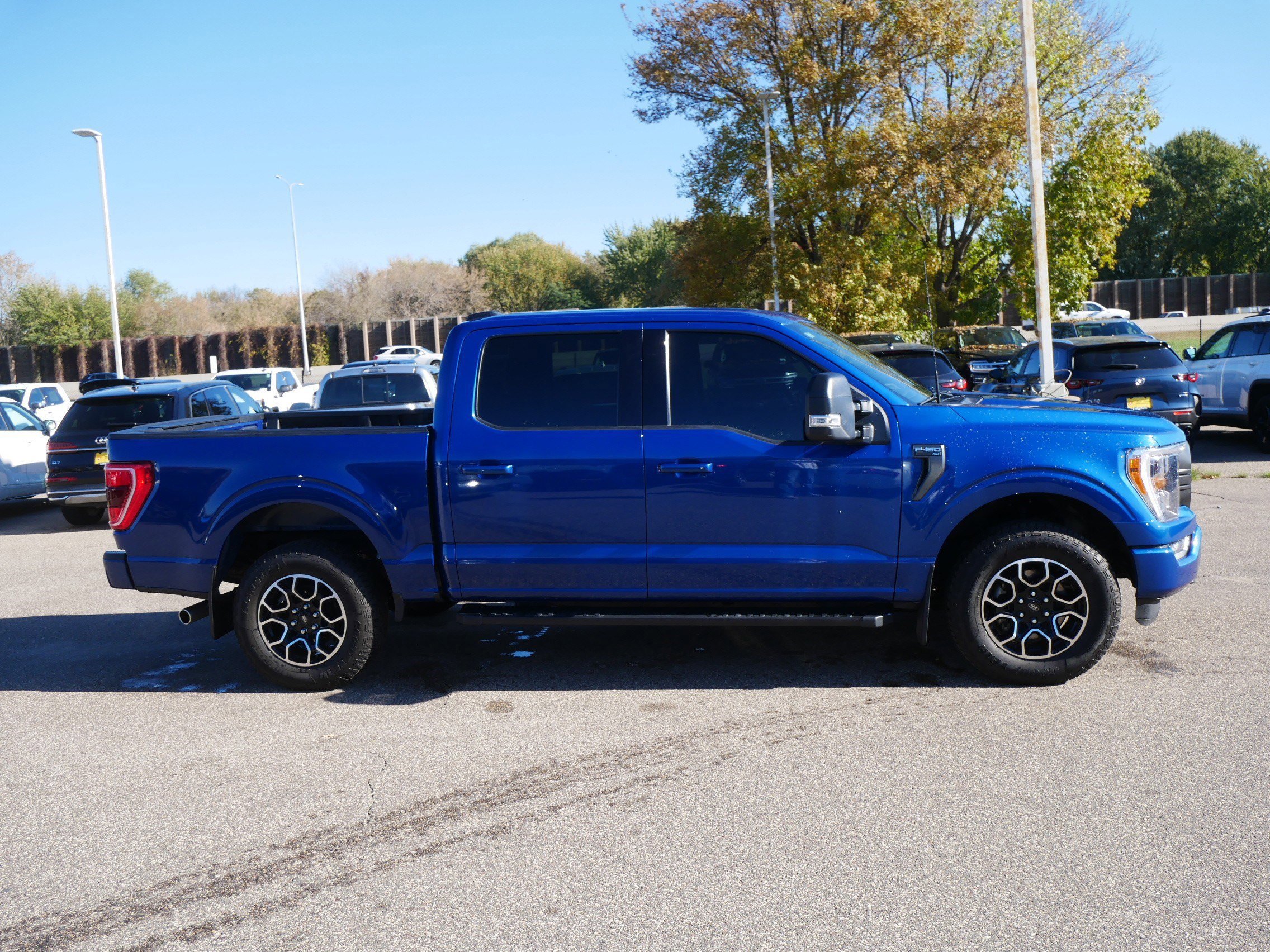 Certified 2022 Ford F150 XLT w/ Equipment Group 302A High image 11