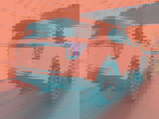 Certified 2025 Ford Explorer ST-Line w/ Premium Package image 3