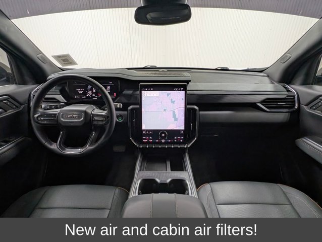 Used 2025 GMC Acadia AT4 AWD/4WD image 3