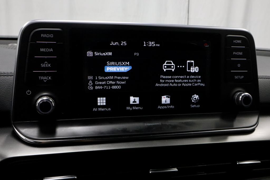 Used 2021 Kia Telluride LX AWD/4WD image 3
