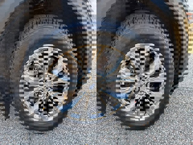 Certified 2023 Ford Explorer XLT w/ Equipment Group 202A image 10