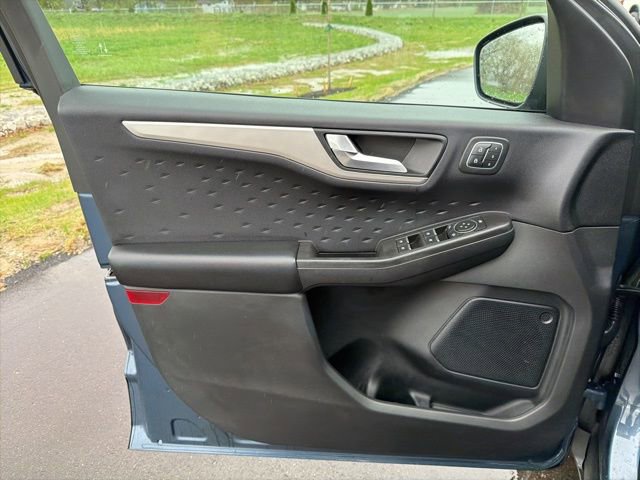 Certified 2020 Ford Escape SEL image 23