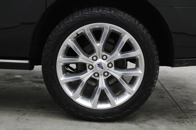 Certified 2019 Ford Expedition Max Platinum image 18