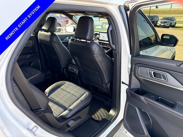Certified 2025 Ford Explorer ST-Line w/ Premium Package RWD image 14