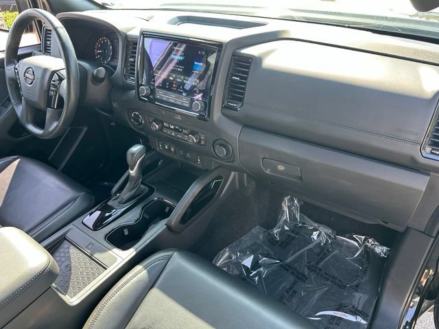 Used 2022 Nissan Frontier PRO-4X w/ Pro-4X Premium Package AWD/4WD image 9