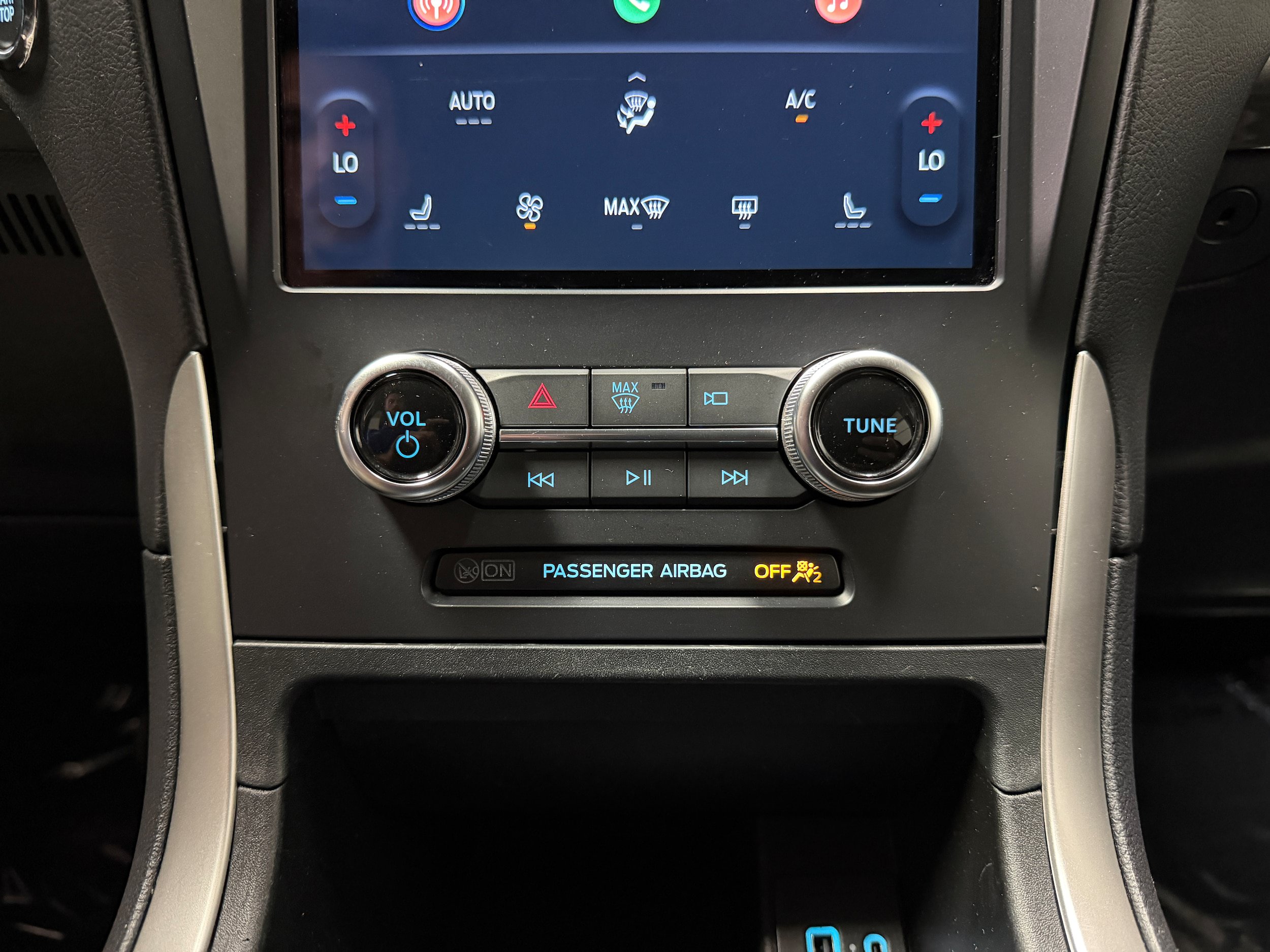 Certified 2024 Ford Edge SEL AWD/4WD image 24