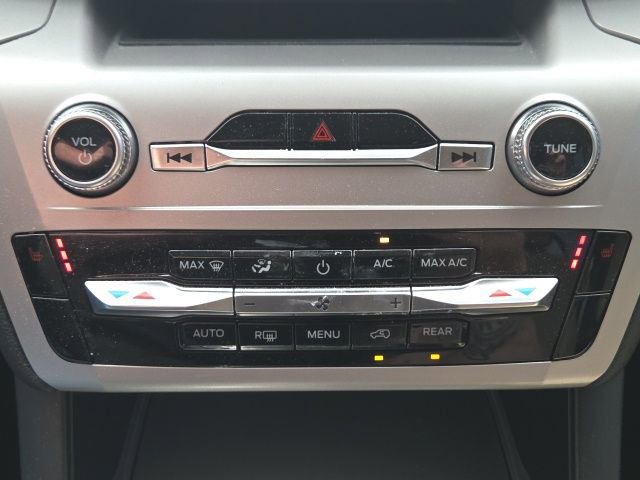 Certified 2023 Ford Explorer XLT image 34