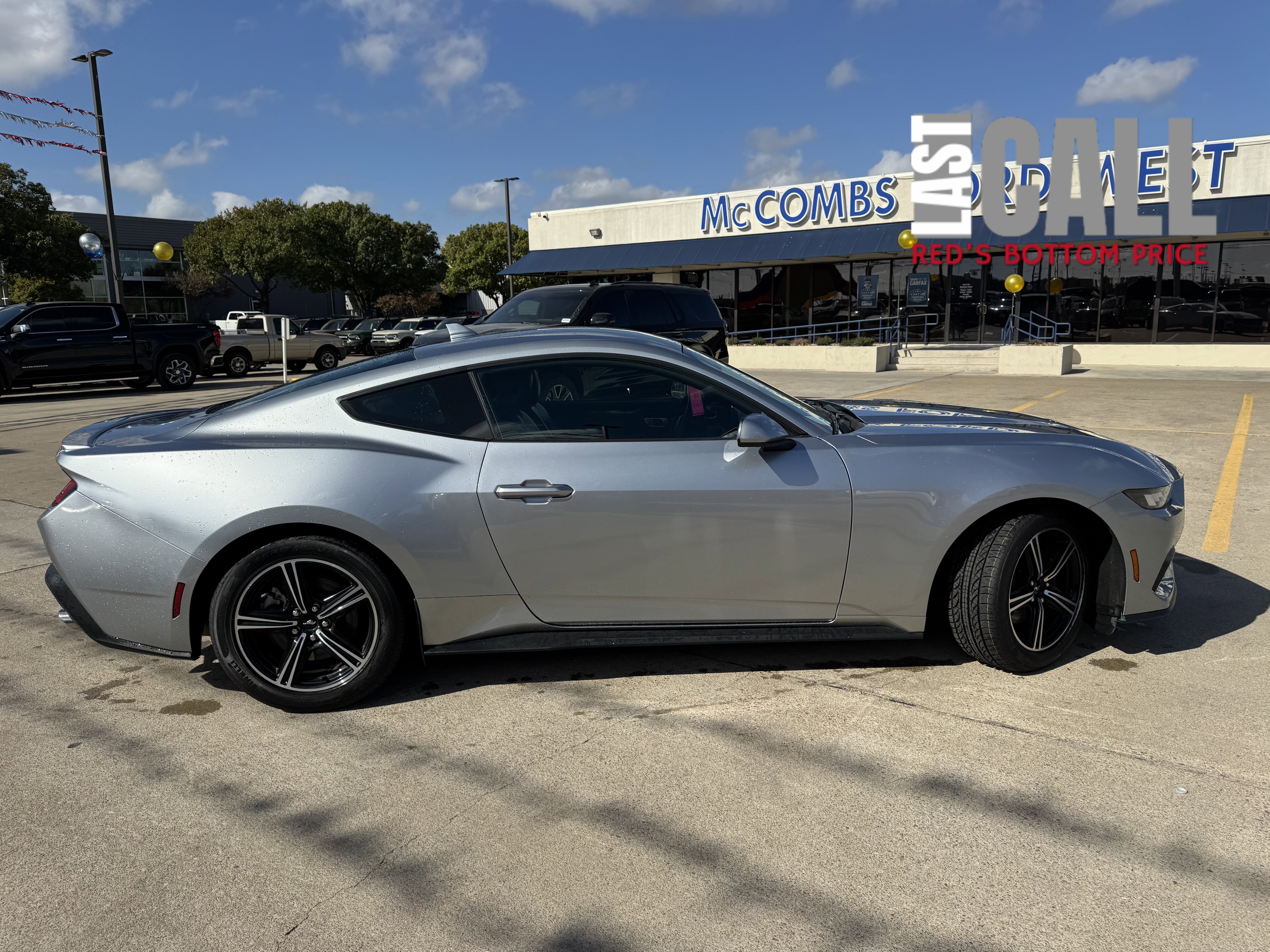 Certified 2024 Ford Mustang Premium image 3