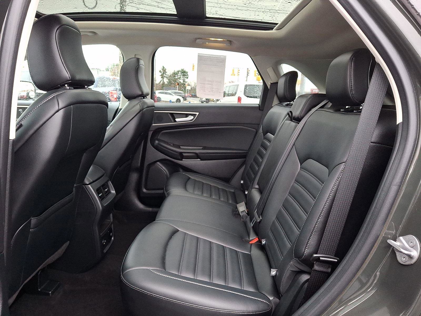 Certified 2022 Ford Edge SEL w/ Convenience Package image 12