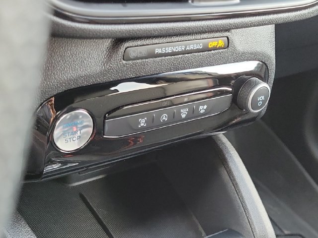 Certified 2023 Ford Escape ST-Line w/ Tech Pack #1 FWD image 23