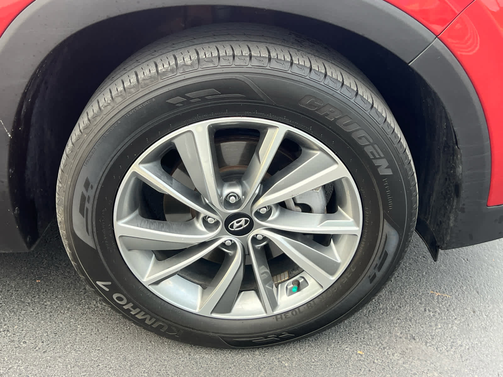 Used 2019 Hyundai Santa Fe Limited w/ Cargo Package image 16