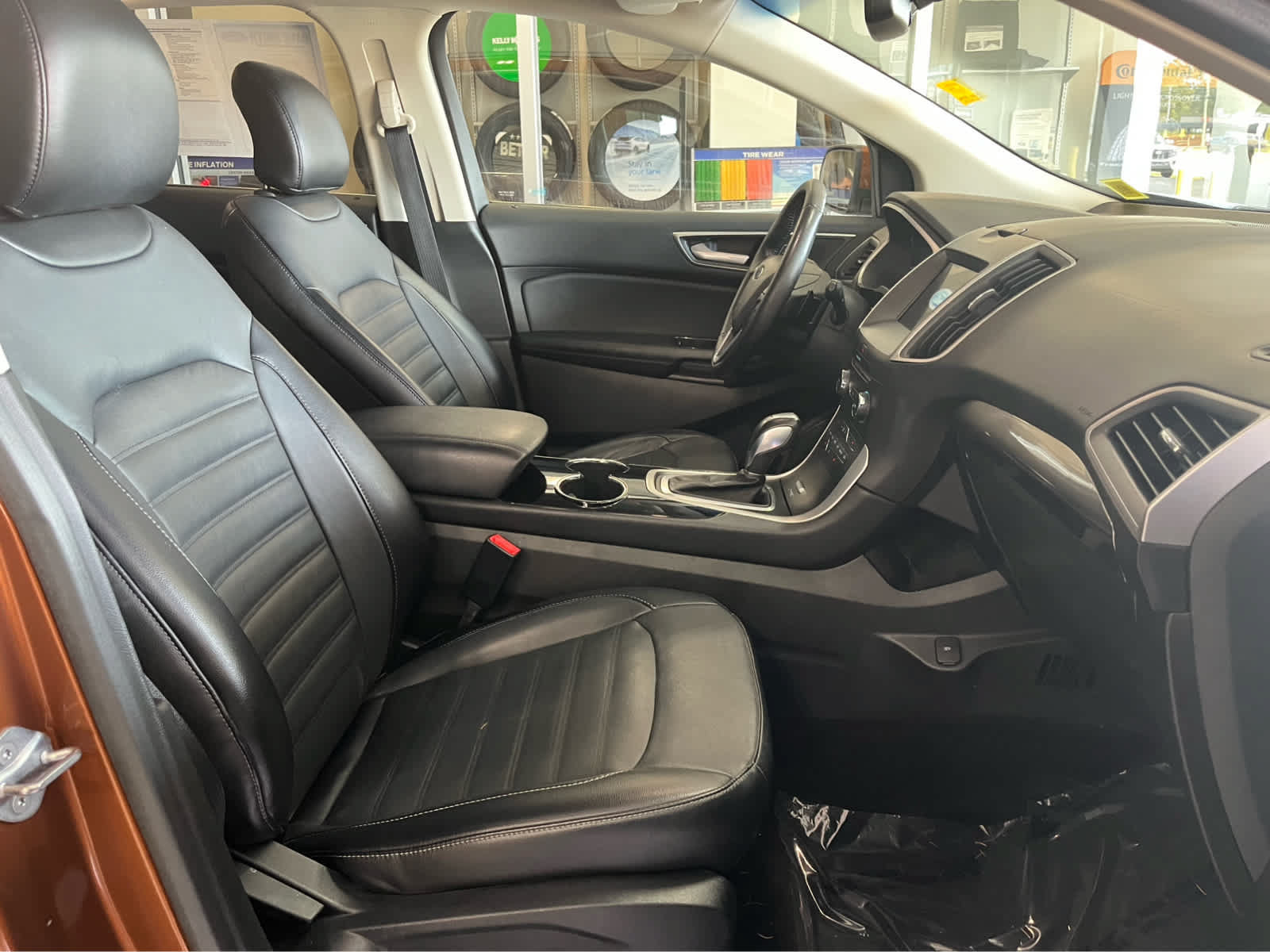 Certified 2017 Ford Edge SEL w/ Equipment Group 201A AWD/4WD image 36