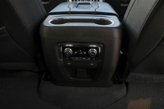 Used 2022 GMC Yukon XL Denali image 40