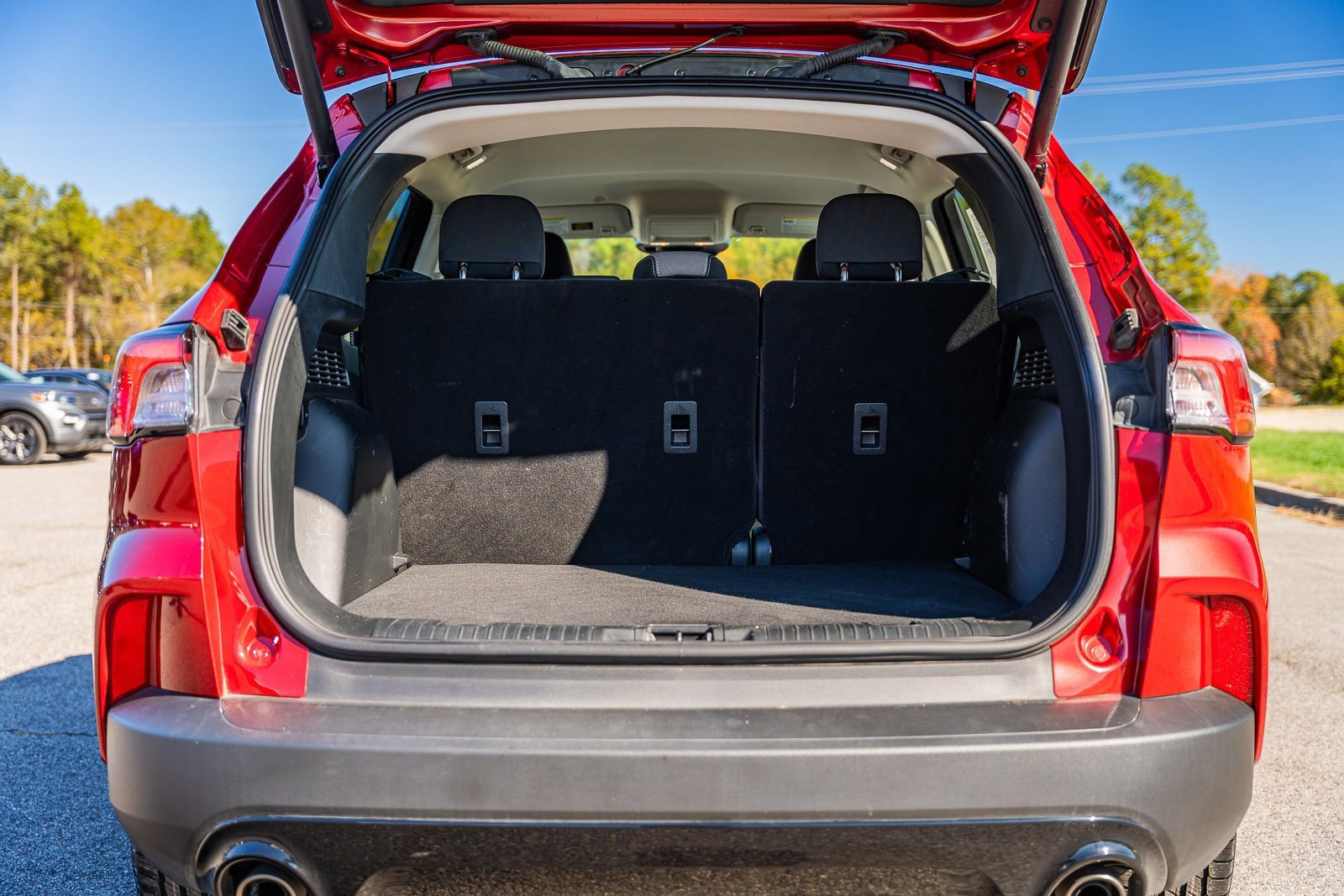 Certified 2021 Ford Escape SE w/ SE Sport Appearance Package image 15