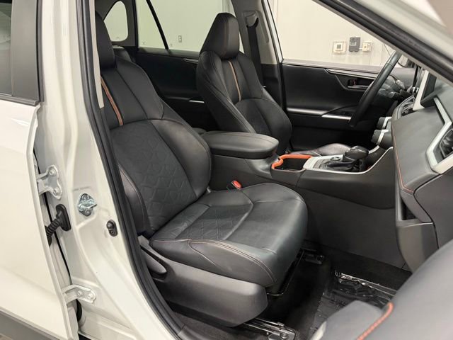 Used 2023 Toyota RAV4 Adventure image 33