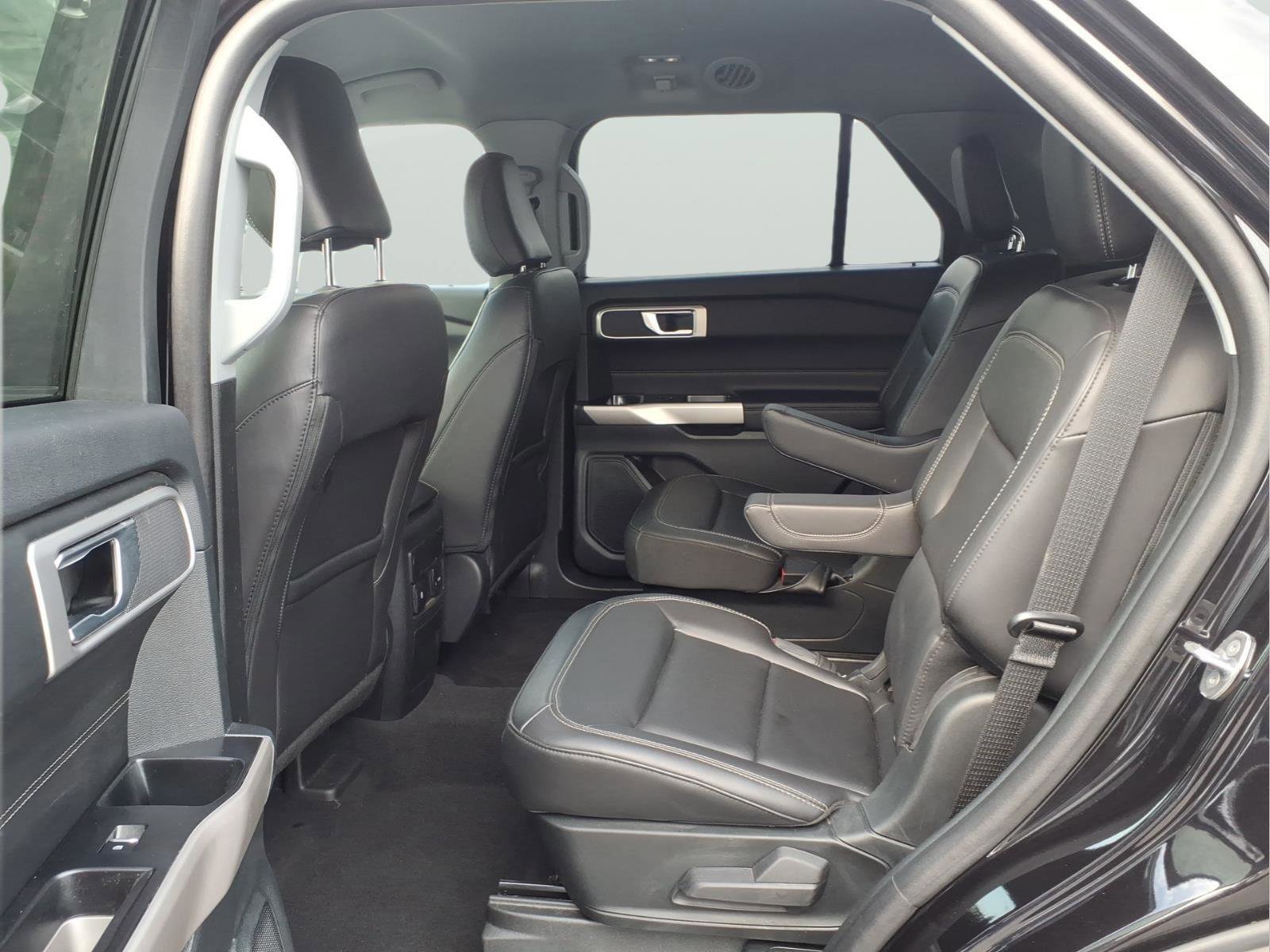 Certified 2023 Ford Explorer XLT w/ Equipment Group 202A image 13