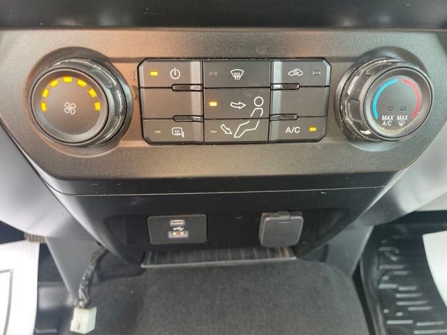 Certified 2020 Ford F250 XLT w/ Tremor Off-Road Package AWD/4WD image 18