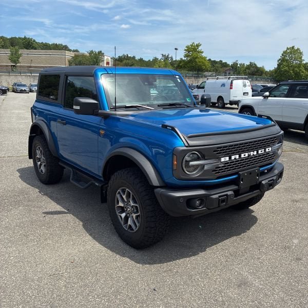 Certified 2023 Ford Bronco Badlands AWD/4WD image 1