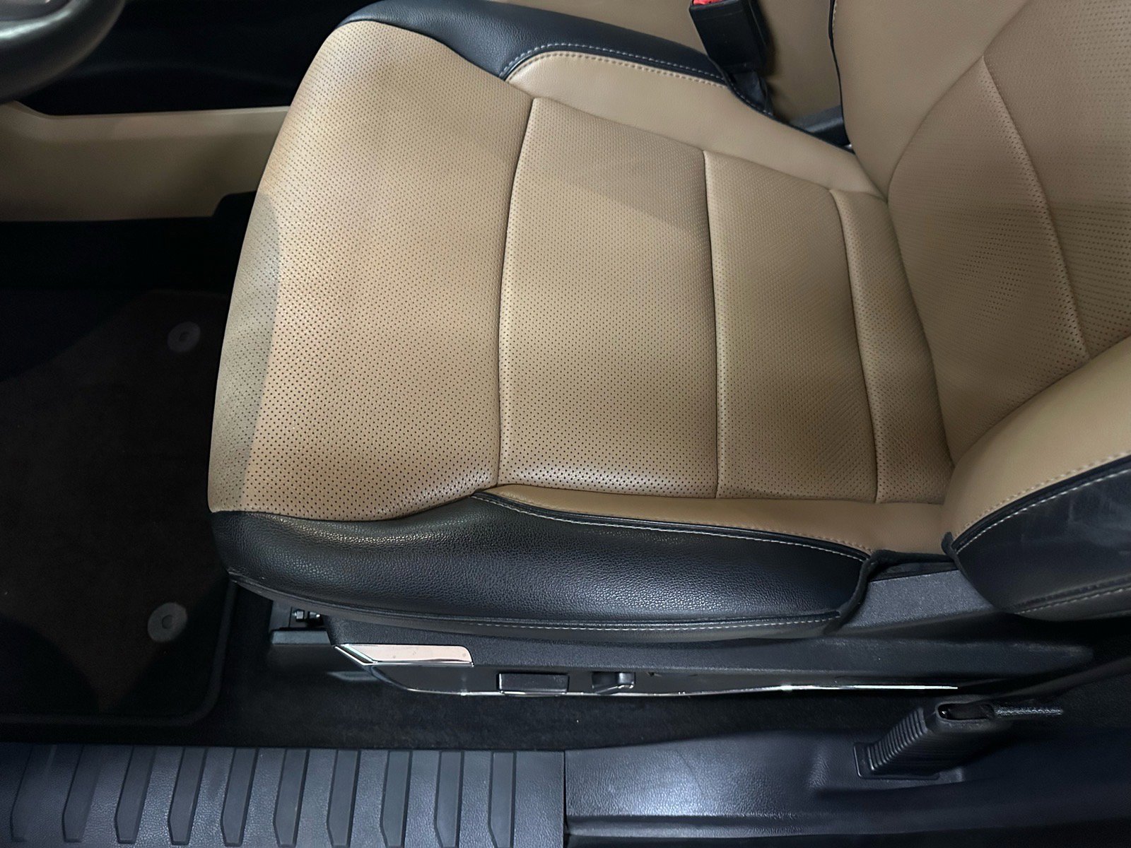 Certified 2021 Ford F150 Lariat w/ Trailer Tow Package image 27