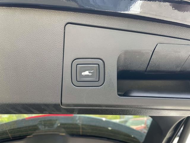 Used 2019 Cadillac XT4 Sport w/ Enhanced Visibility Package image 36