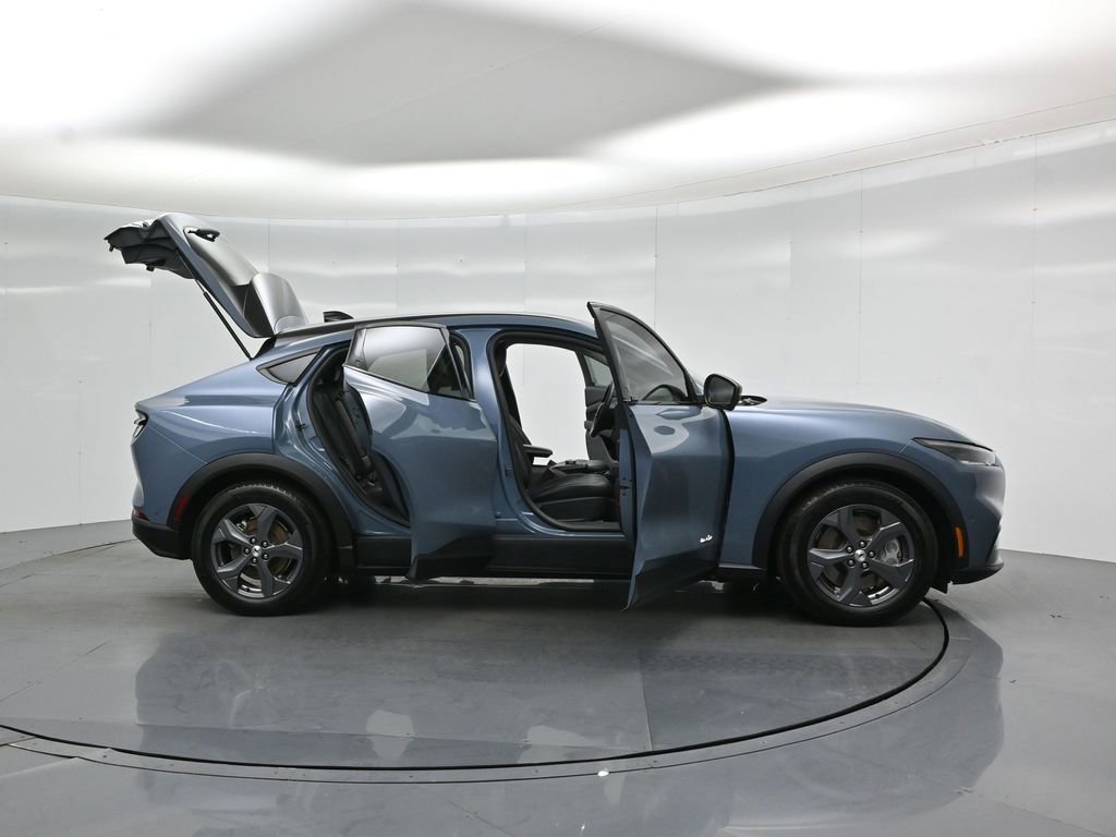 Certified 2023 Ford Mustang Mach-E Select RWD image 5