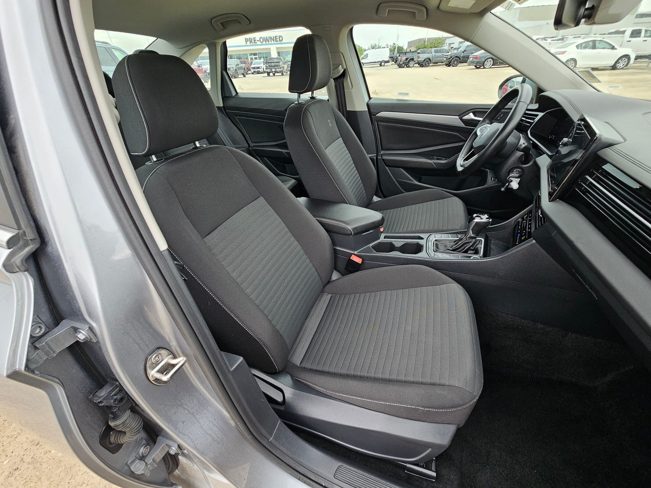 Used 2025 Volkswagen Jetta S FWD image 30