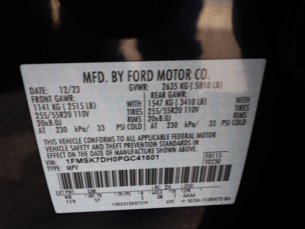 Certified 2023 Ford Explorer XLT w/ Equipment Group 202A image 27
