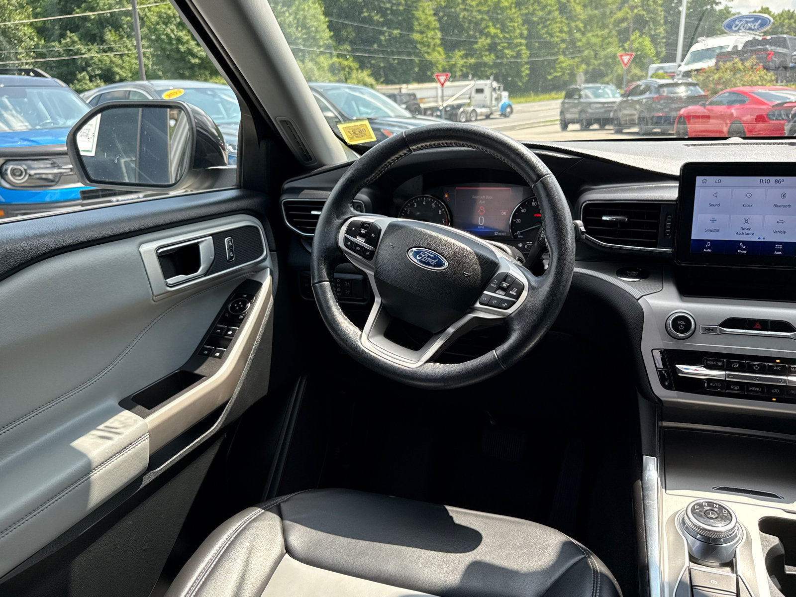 Certified 2023 Ford Explorer XLT w/ Equipment Group 202A AWD/4WD image 23