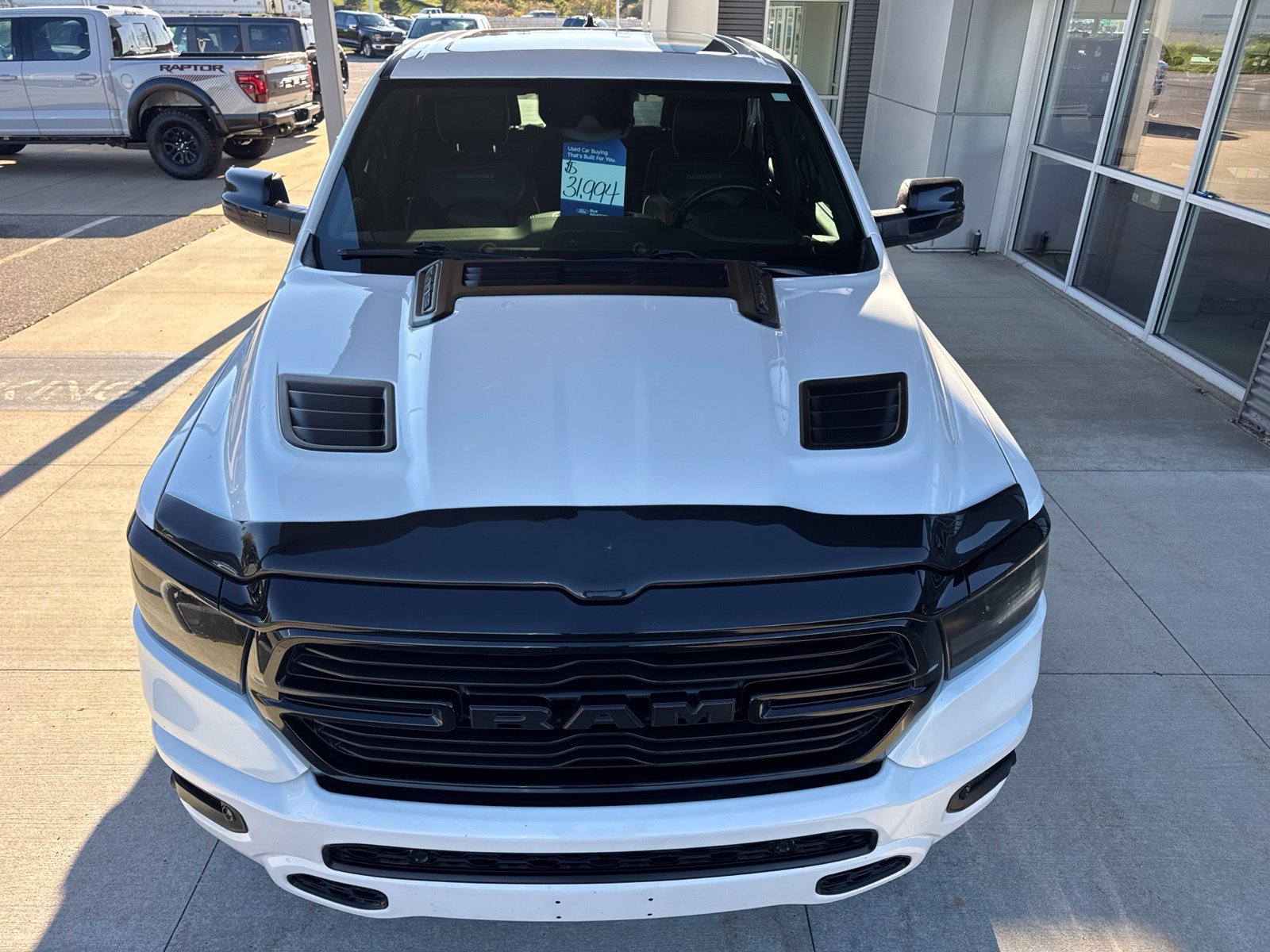 Used 2023 RAM 1500 Laramie AWD/4WD image 12