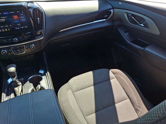 Used 2023 Chevrolet Traverse LT AWD/4WD image 19